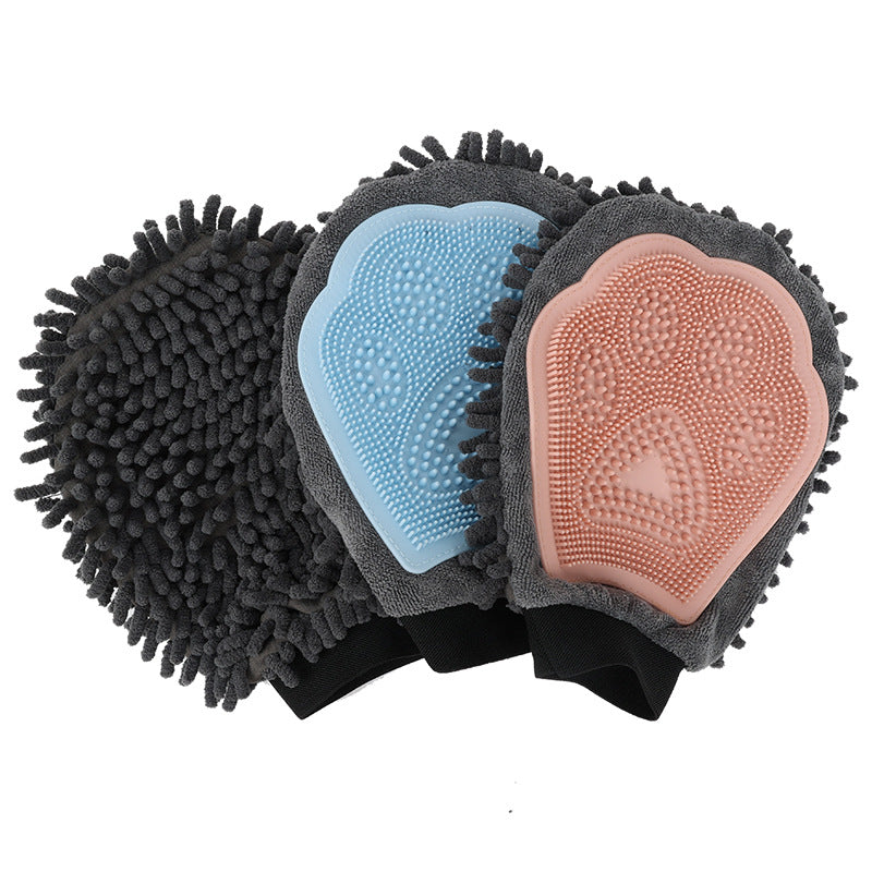 Transform Grooming Time with the 2-in-1 Pet Grooming & Bathing Brush Glove