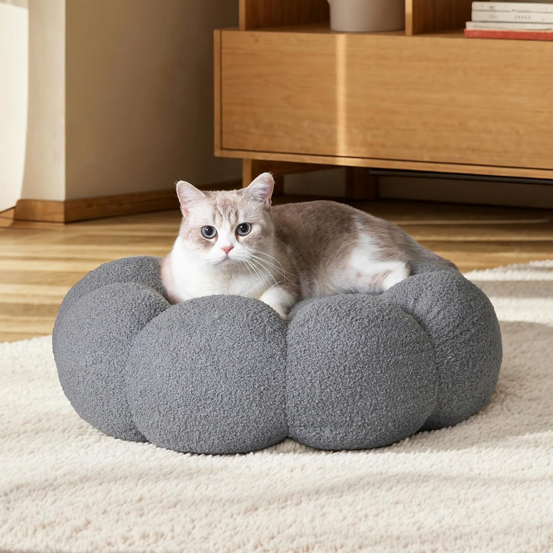 Fluffy Flower Calming Donut Bed for Cats & Dogs